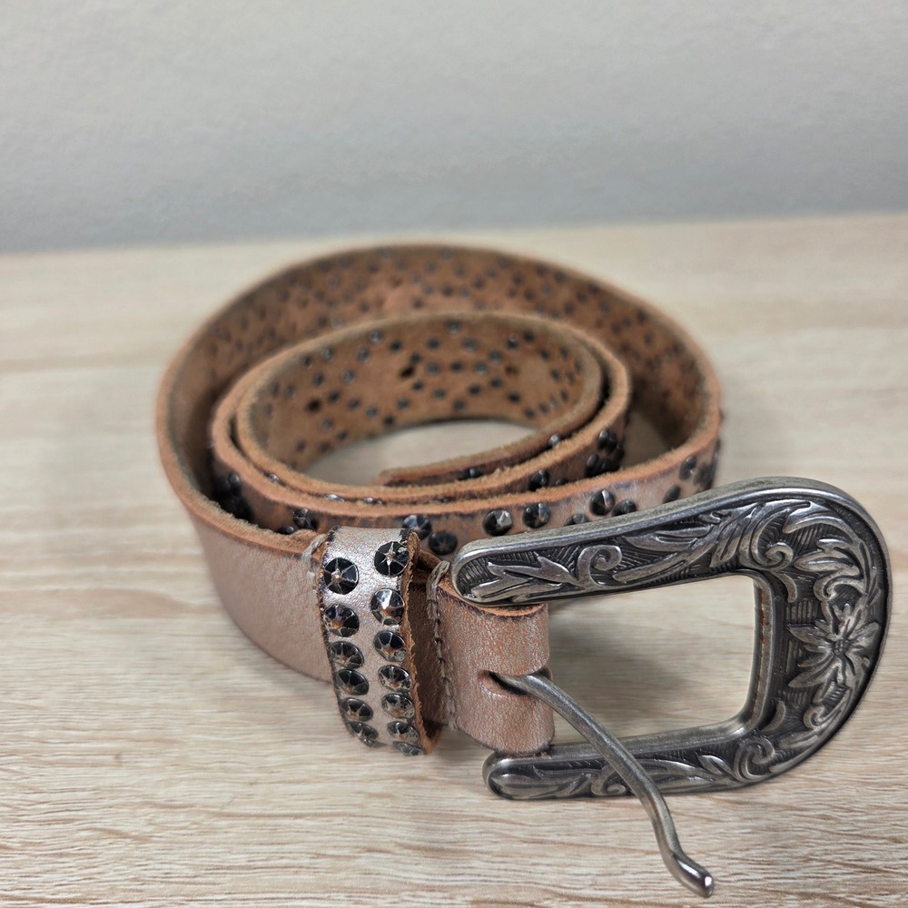 Idyllwind Genuine Leather Studded Western Belt Brown Tooled Buckle Women's S/P